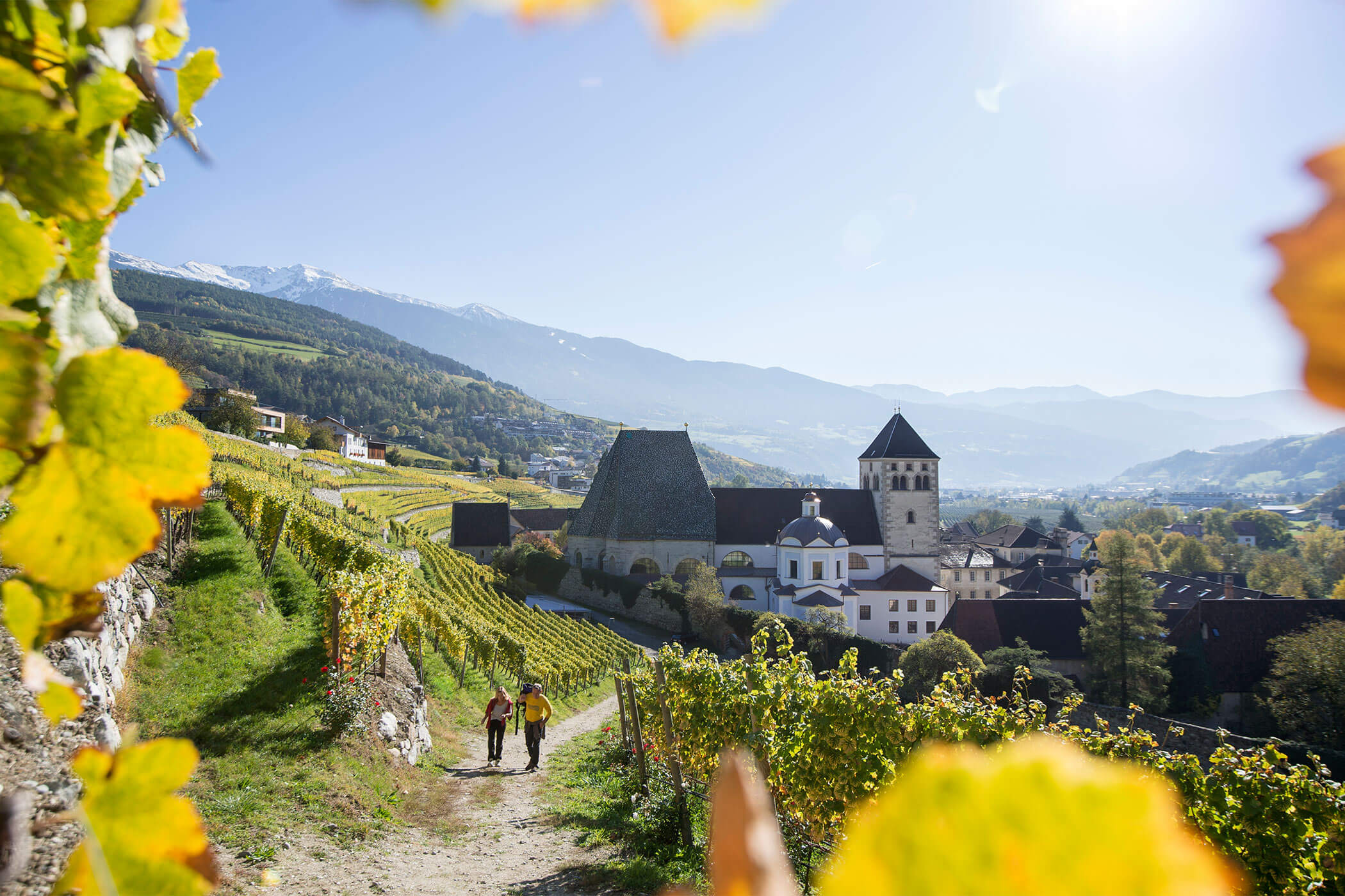 Kloster Neustift im Frühling